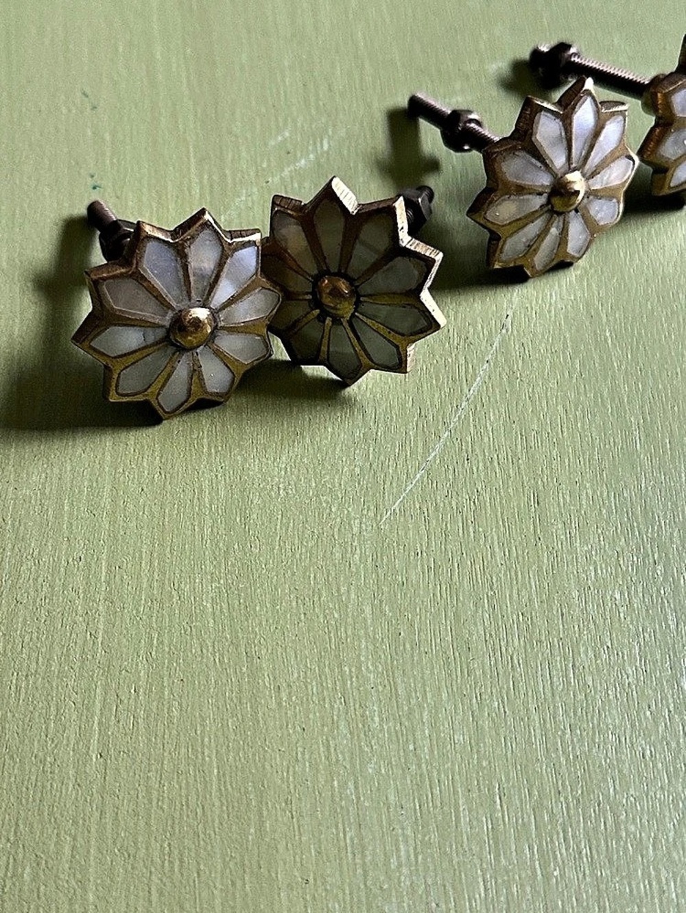 Floral Flower pull/knobs - Picture 3 of 7